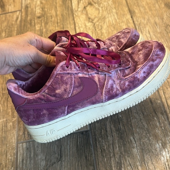 nike air force 1 LV8 Tea Berry BORDEAUX VELVET size 6.5 - Picture 7 of 7